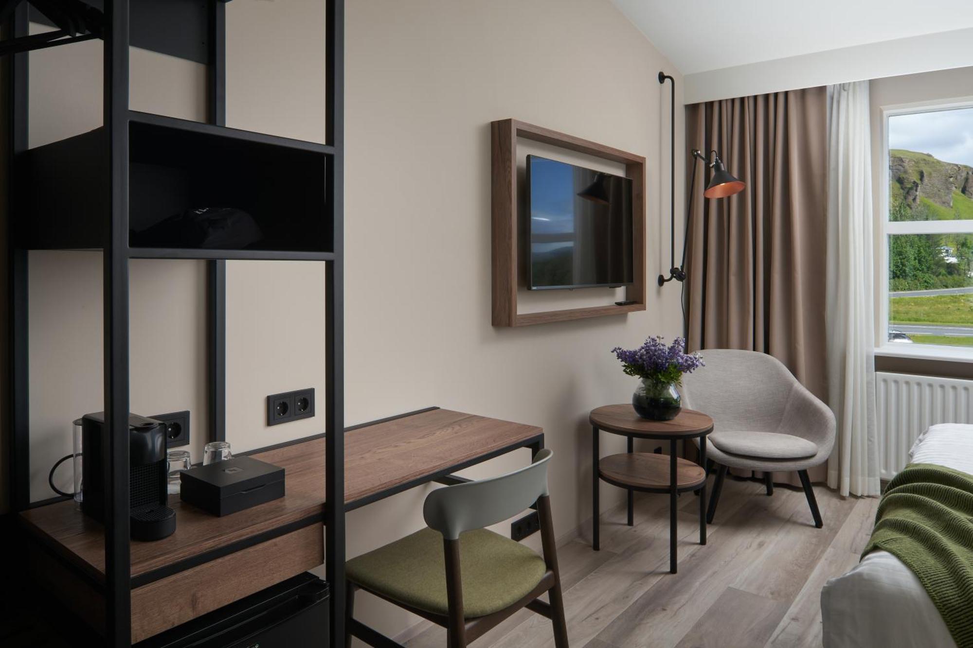 Hotel Klaustur Kirkjubæjarklaustur Buitenkant foto